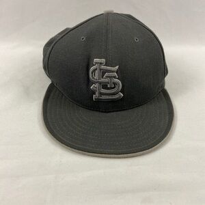 Gray Saint Louis Cardinals 7 3/4  Fitted Cap Hat